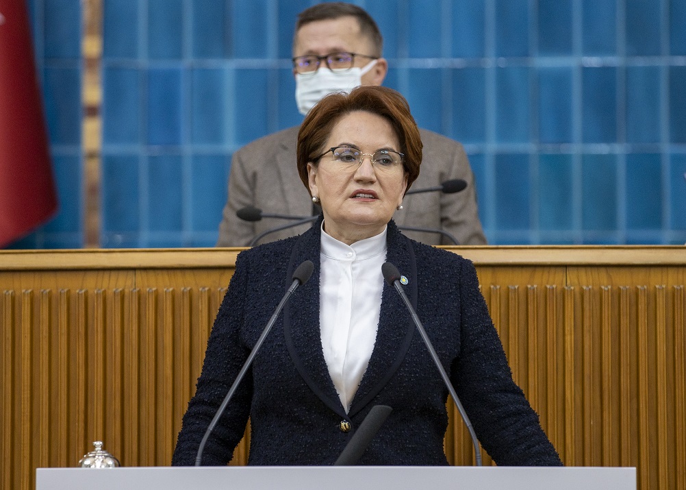 MİLLİYETÇİ BİR KÜLTÜRDEN GELEN İYİ PARTİ GENEL BAŞKANI AKŞENER GRUP TOPLANTISINDA  CHP MİLLETVEKİLİNİN TÜRK ORDUSUNA YÖNELİK SÖZLERİ İÇİN TEK CÜMLE ETMEDİ